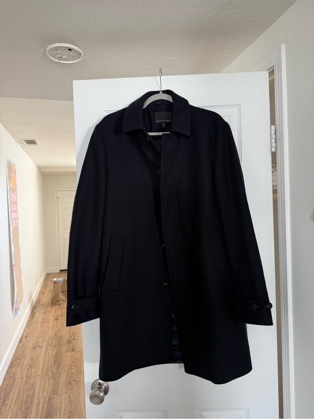 Banana Republic Men's Black Pea Coat - Classic Single-Breasted Style
